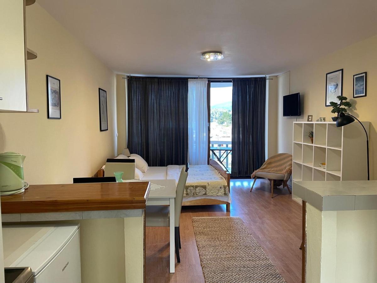 Apartments Ana By The Sea Lumbarda Esterno foto