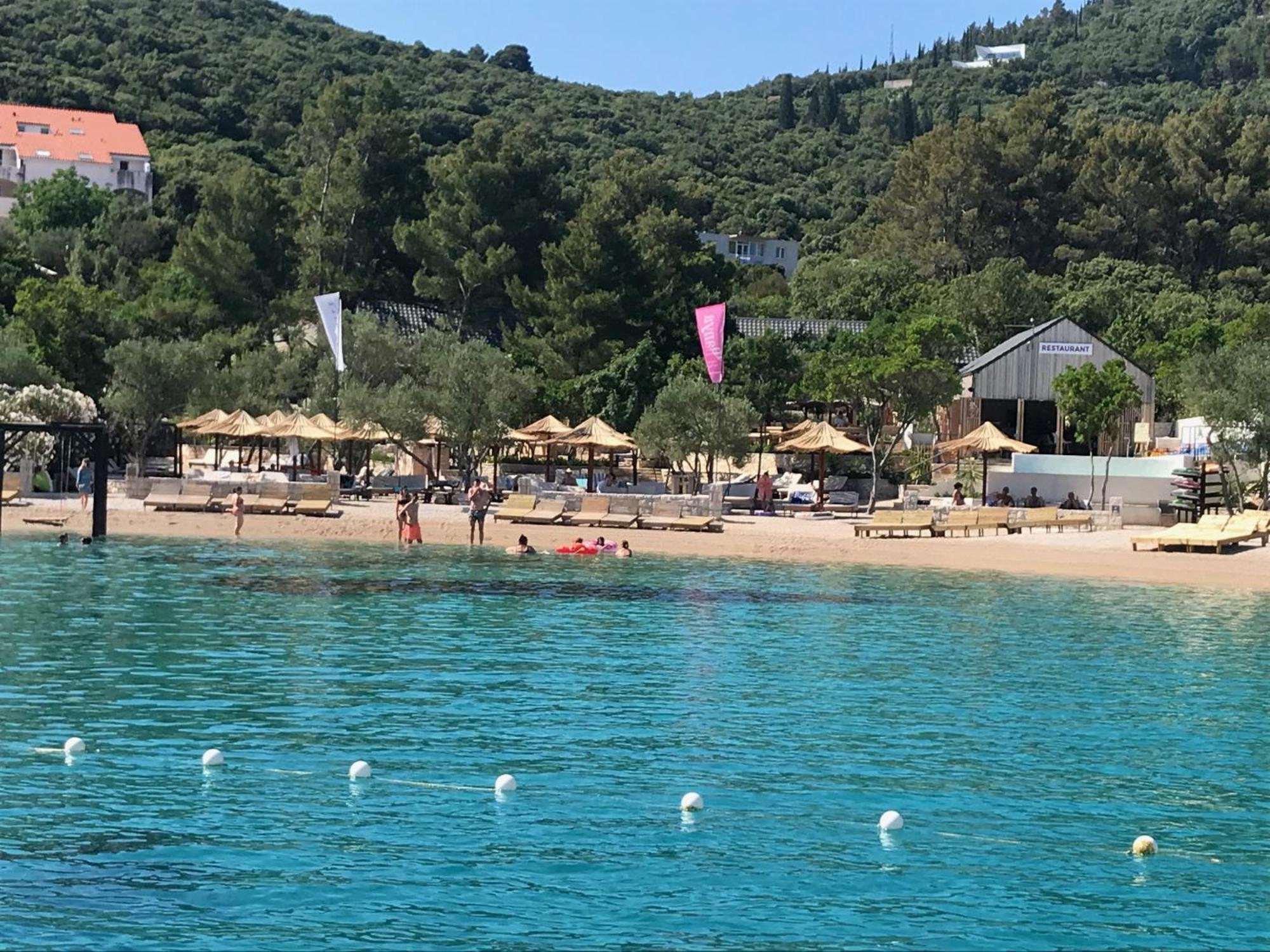 Apartments Ana By The Sea Lumbarda Esterno foto