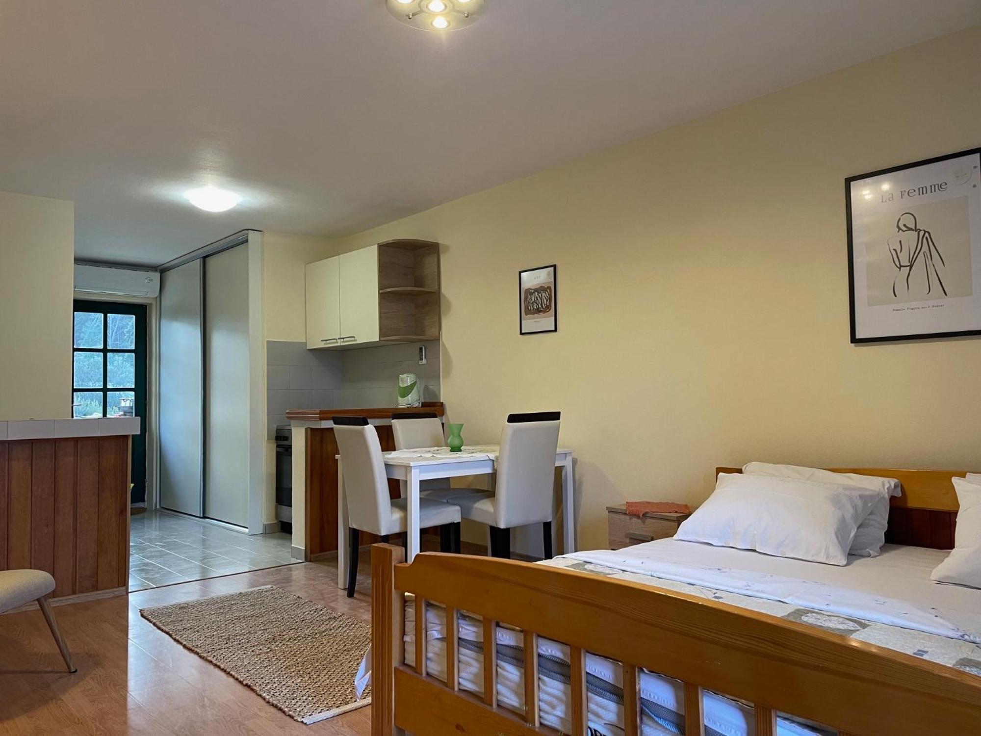 Apartments Ana By The Sea Lumbarda Esterno foto