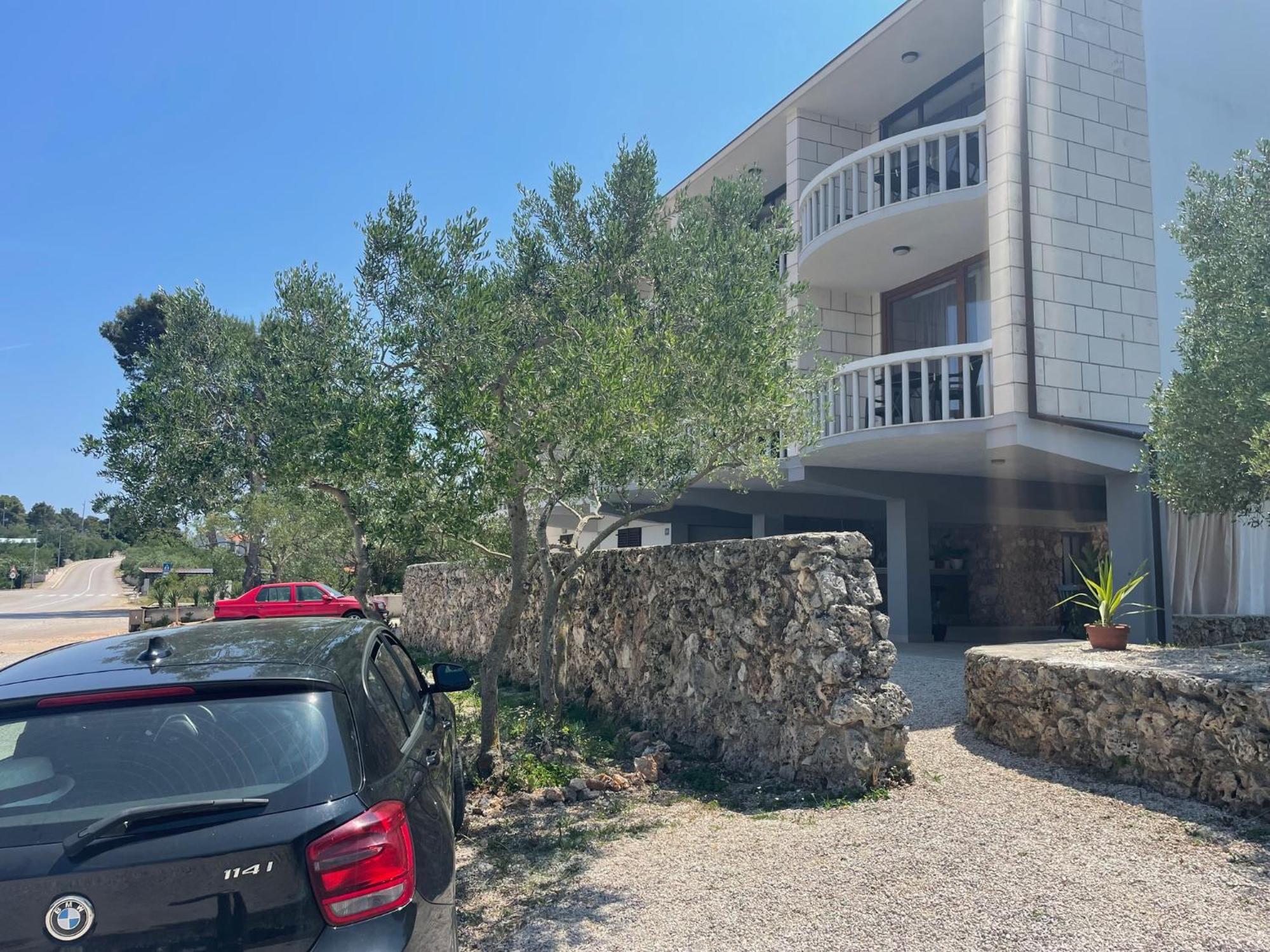 Apartments Ana By The Sea Lumbarda Esterno foto