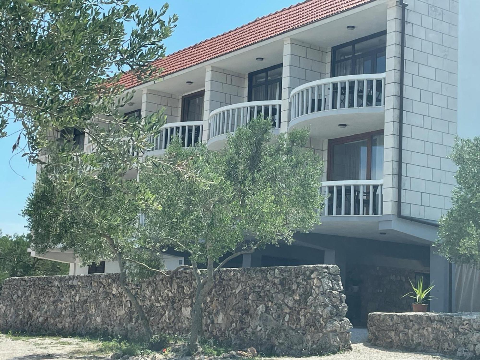 Apartments Ana By The Sea Lumbarda Esterno foto
