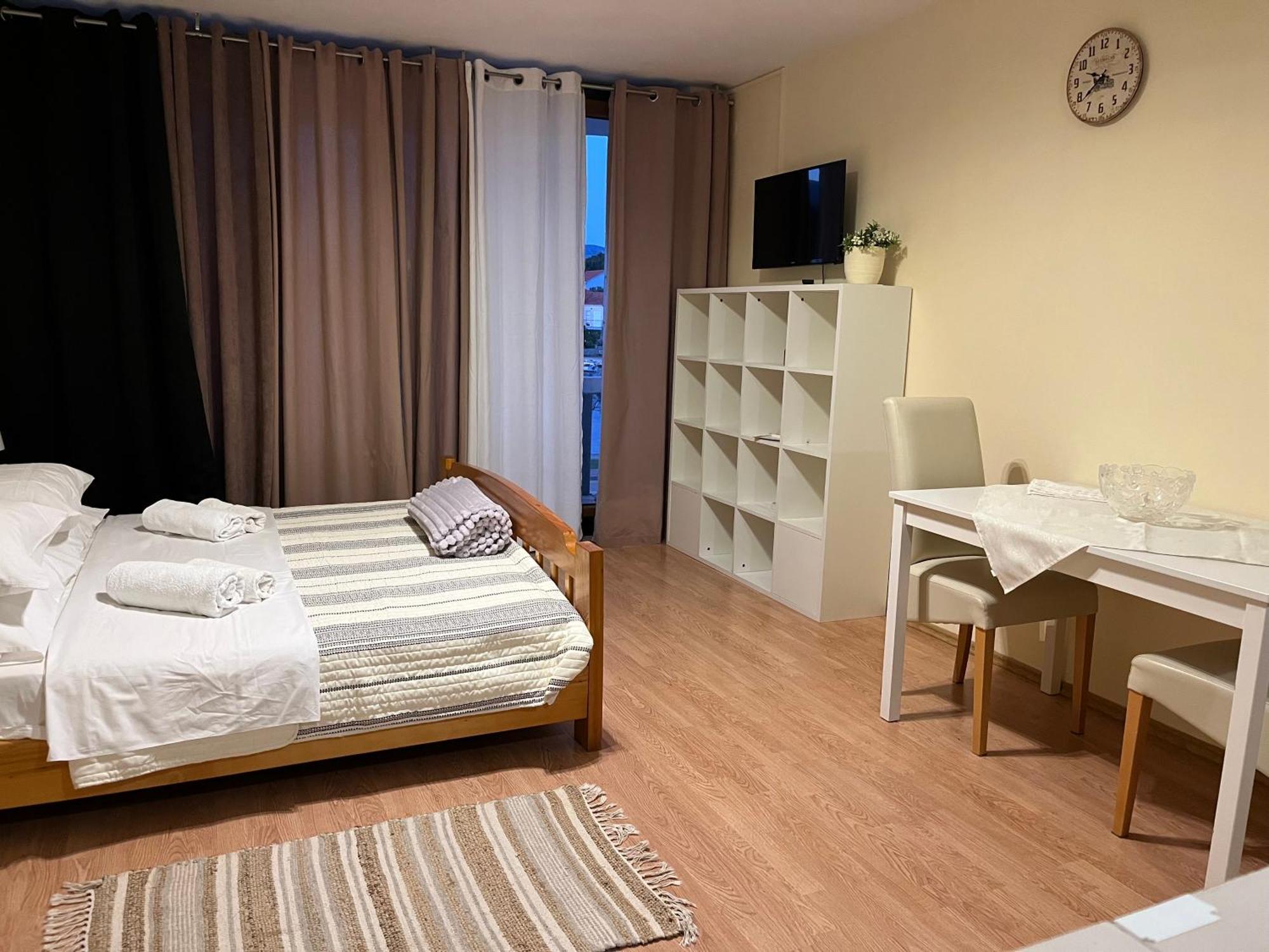 Apartments Ana By The Sea Lumbarda Esterno foto